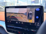 純正オプションのリアカメラを搭載しております。駐車が苦手な方も安心して操作が可能です。障害物センサーもあり、より安心です