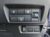 助手席側電動オートスライドドア、後席の乗り降りもスムーズに行えとても便利ですね!