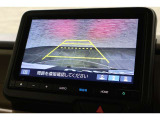 バックカメラが装備されており、後方の安全確認はもちろんのこと狭い場所での駐車や雨の日・夜間など視界の悪いコンディションでのストレスの軽減にもなります!