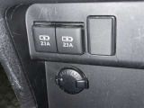 シガーソケット用の充電器が使用可能です!