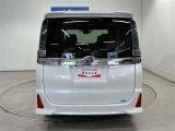 車内は家族みんなでゆったり乗れて驚くほど使いやすいです。