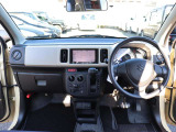 展示させていただく前に全車室内清掃済みです、室内清掃済みですが気になるところ等ございましたらお気軽にお申し付けください。