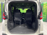 普段のお買い物や通勤、送迎等に十分な荷室スペースを確保しております。セカンドシートを倒すと、大きな荷物の積載も可能です♪