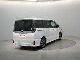 ご購入後のアフターサービスもお任せ下さい! 「全車1ヶ月無料点検」付き! 愛知県下33店舗サービス工場ネットワークで、カーライフをサポートいたします!