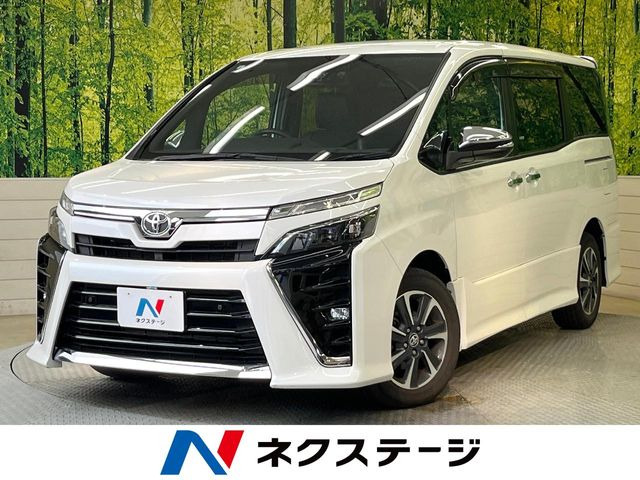トヨタ ヴォクシー 