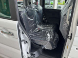 信頼と安心のアップルです。当店で買取をした車を厳選して並べさせて頂いております!下取りのご相談もお気軽に御相談ください!御不明な点・ご質問はお店までご連絡を下さい。無料電話 0078-6003-597420 です。