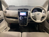 運転席からの視界が左右に広く隅々まではっきりと見渡せます。車の前端も把握しやすく安心して運転できます!