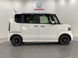 購入後も自社指定整備工場完備でお客様の愛車をしっかりサポート致します!御納車時には安全かつ安心してお乗り頂けるようホンダ専門知識を持つ整備スタッフが点検・整備・装備も説明をしてお渡ししております。