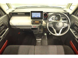 見通しのよいすっきりとした視界で、運転もしやすいです。