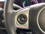 【ステアリングスイッチ】運転中、前方から目線をそらすことなく、オーディオ等の操作が可能な便利機能!安心&快適なドライブを演出してくれます♪