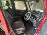 フロントシート(運転席側)