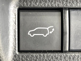 【パワーバックドア】スマートキーや運転席のボタンを押すだけでリアゲートが自動で開閉します!荷物を持っている時や、高い位置にあるバックドアを閉める際に便利な機能です♪
