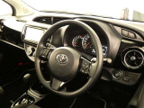 【運転席】運転席周りの画像です。プロの手で隅々までクリーニングしています。ご来店いただき実際に見てみてくださいね☆
