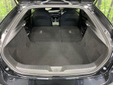 後席を格納すると、これだけの広さが!シーンに合わせたシートアレンジで、大きな荷物も積むことが出来ます♪
