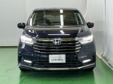 LEDヘッドライトを装備しています。LEDヘッドライトはとても明るく、雨の日や夜間走行も安全・安心です。オートライトコントロール付きで周囲の明るさに応じて自動で点灯・消灯します