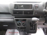 中古車は一物一価、同じようなお車でも、整備状況、外内装の状態など様々です。