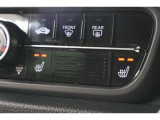 シートヒーター装備付き車!!座席に埋め込まれた電熱線によりシートを暖めることが出来る装備で、温められたシートは、寒い冬には最適です!!