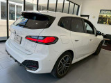 【展示場について】九州エリア最大級の展示場常時30台以上のBMWを展示しております。入庫する予定車両やNET掲載が間に合っていない車両も御座いますので是非一度お問い合わせ下さい。