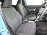 見えないところまで徹底洗浄!中古車をキレイで気持ちよくお乗りいただけるよう、トヨタ認定中古車はしっかりクリーニング。エンジンルームやシートを外した洗浄まで目に見えないところまで徹底的に洗浄しています。