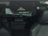 TOYOTA SAFETY SENSEは道路状況、車両状態、天候状態及びドライバーの操作状況などによっては、作動しない場所があります。あくまで運転補助機能です。