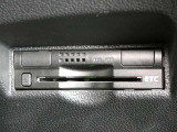 ビルトインタイプのETC車載機です。見た目もスマートで料金所通過もキャッシュレスです。
