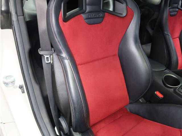 日産 フェアレディZ 3.7 NISMO の中古車詳細 (32,000km, ブリリアント