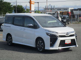 お車に関するご相談はお気軽に店舗スタッフにお問合せ下さい♪豊富な商品知識を備えたスタッフが些細なご相談でも対応いたします♪