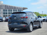 【CX-3】気品ある美しさと先鋭さ」をテーマに、上質さや洗練さを表現したデザインです。