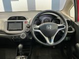 運転しやすいインパネ周りです!見やすいレイアウトで快適なドライブをサポートします!