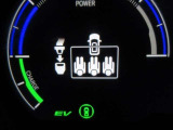 後席の方も忘れずにシートベルトの着用をお願いいたします。