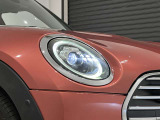 LEDヘッドライト・1目でMINIと分かる丸目のライトです。