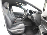 低燃費で環境にもやさしいハイブリッド車です。トヨタ専用診断機器でハイブリッドシステムを綿密に点検してあります!