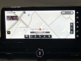 12.3インチワイドディスプレイを採用。情報を同時に表示できる3分割画面も可能。NissanConnect サービスの多様なコンテンツで、セレナと過ごす毎日に驚きと発見を提供します!