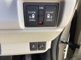 ☆両側電動スライドドア☆スイッチひとつで運転席からスライドドアの操作が出来ます♪