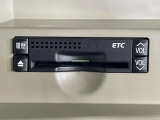 【ETC】高速道路の料金所をストレスなく通過!話題のスポットやサービスエリアに多い「スマートIC」利用時は必須のアイテムです。当店でセットアップを実施、ご納車当日からすぐにご利用いただけます!