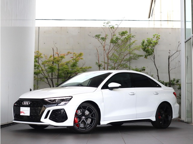 RS3セダン2.5 4WD