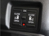 ◆両側電動スライドドア◆狭い駐車場でも乗り降りが楽々♪お子様が隣の車にドアを当ててしまう心配もございません!小さなお子様連れの方もこれで安心。