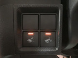 運転席助手席シートヒーター装備です 寒い日に嬉しい装備です ♪暖房使わなくても結構快適ですよ。