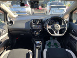 コンパクトカーとは思えない開放感