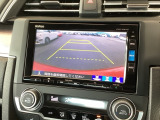 バックも安心のバックカメラ付いています。バックカメラがあると、いつでも安全にバックできますね。死角も減ります。