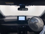 落ち着いたカラーの内装で、ゆったりと運転したい方に。