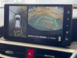 【パノラミックビューモニター】専用のカメラにより、上から見下ろしたような視点で360度クルマの周囲を確認することができます☆死角部分も確認しやすく、狭い場所での切り返しや駐車もスムーズに行えます。