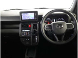 視界性の良い運転席!