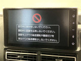 ディスプレイオーディオを装備。スマホとクルマをつなぐことで、これまでのナビに加えて、いろんなサービスが楽しめます。
