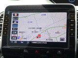 【ナビ】メモリーナビ(MM320D-L)付きです。目的地を設定すれば初めての場所でも簡単に行くことができます。もちろん音楽だって聴けちゃいます♪