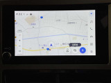 ディスプレイオーディオを装備。スマホとクルマをつなぐことで、これまでのナビに加えて、いろんなサービスが楽しめます。