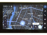スマホやiPhoneと連携し対応アプリを表示させて使うコネクティッドナビ対応ディスプレイオーディオPlus。フルセグTV対応です。ナビ連動ETC2.0搭載。利用日や料金の確認がモニターで出来ます。
