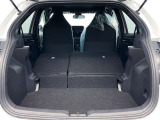もっと荷物を載せたいときは、リアシートを倒して、このようにアレンジできます!