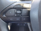 【ステアリングスイッチ】運転中、前方から目線をそらすことなく、オーディオ等の操作が可能な便利機能!安心&快適なドライブを演出してくれます♪