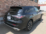オプションになりますが、ボディーコーティングもご用意しております。新車の輝きに近づき、洗車などのお手入れも楽になりますよ。